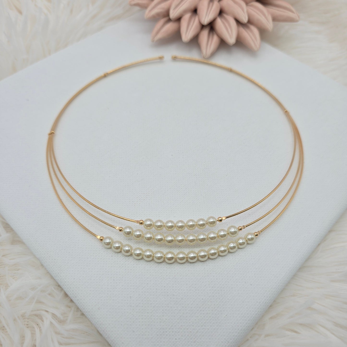 Three Layer Pearl Gold Smiling Choker