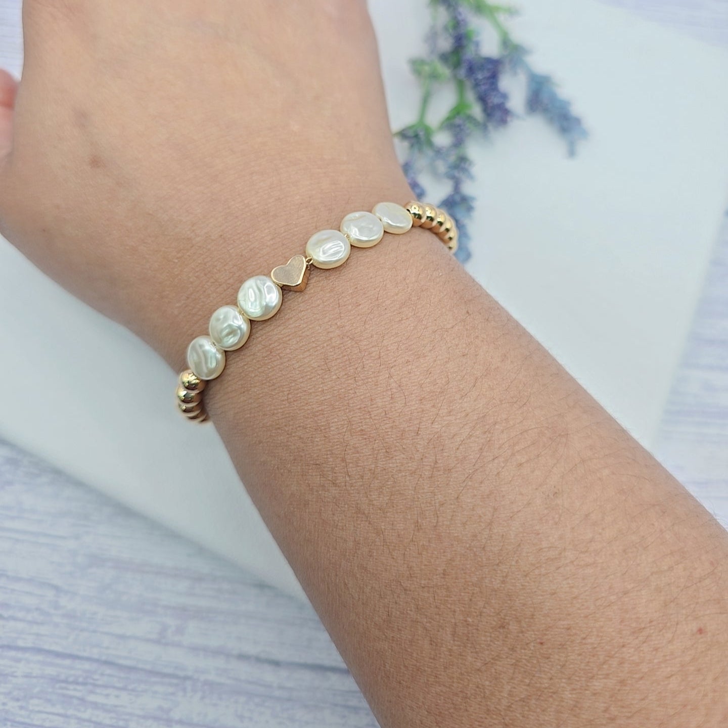 18k Gold Filled Rounded Pearl Flat Golden Heart-Shaped Bracelet