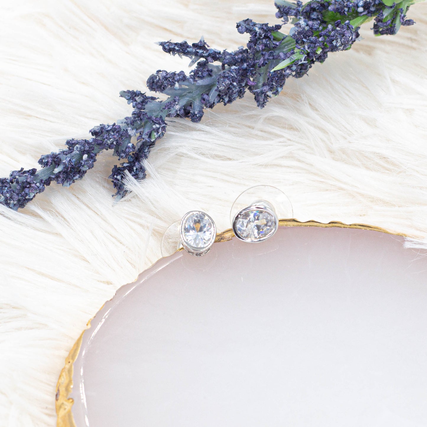 Cubic Zirconia Light Spot Necklace Pendant and Stud Earrings
