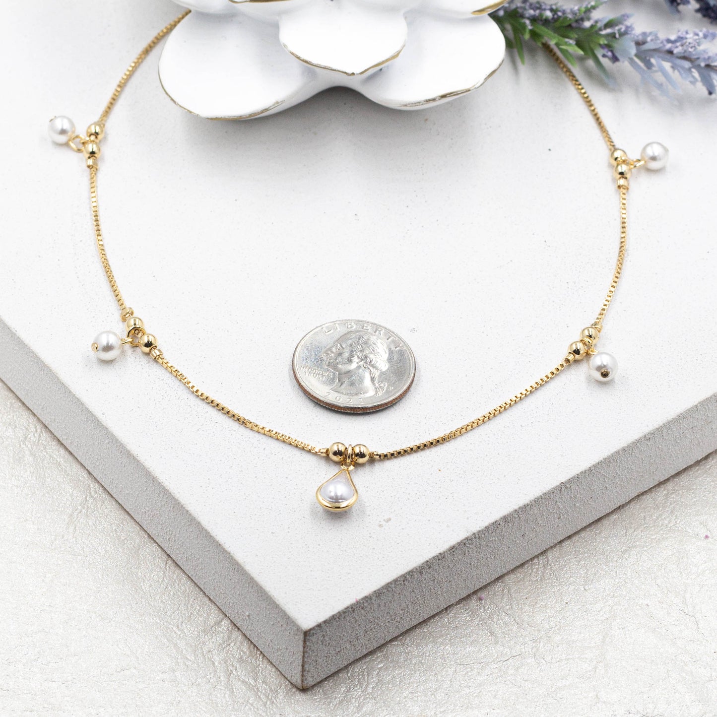 Dainty Tear Pearl Necklace