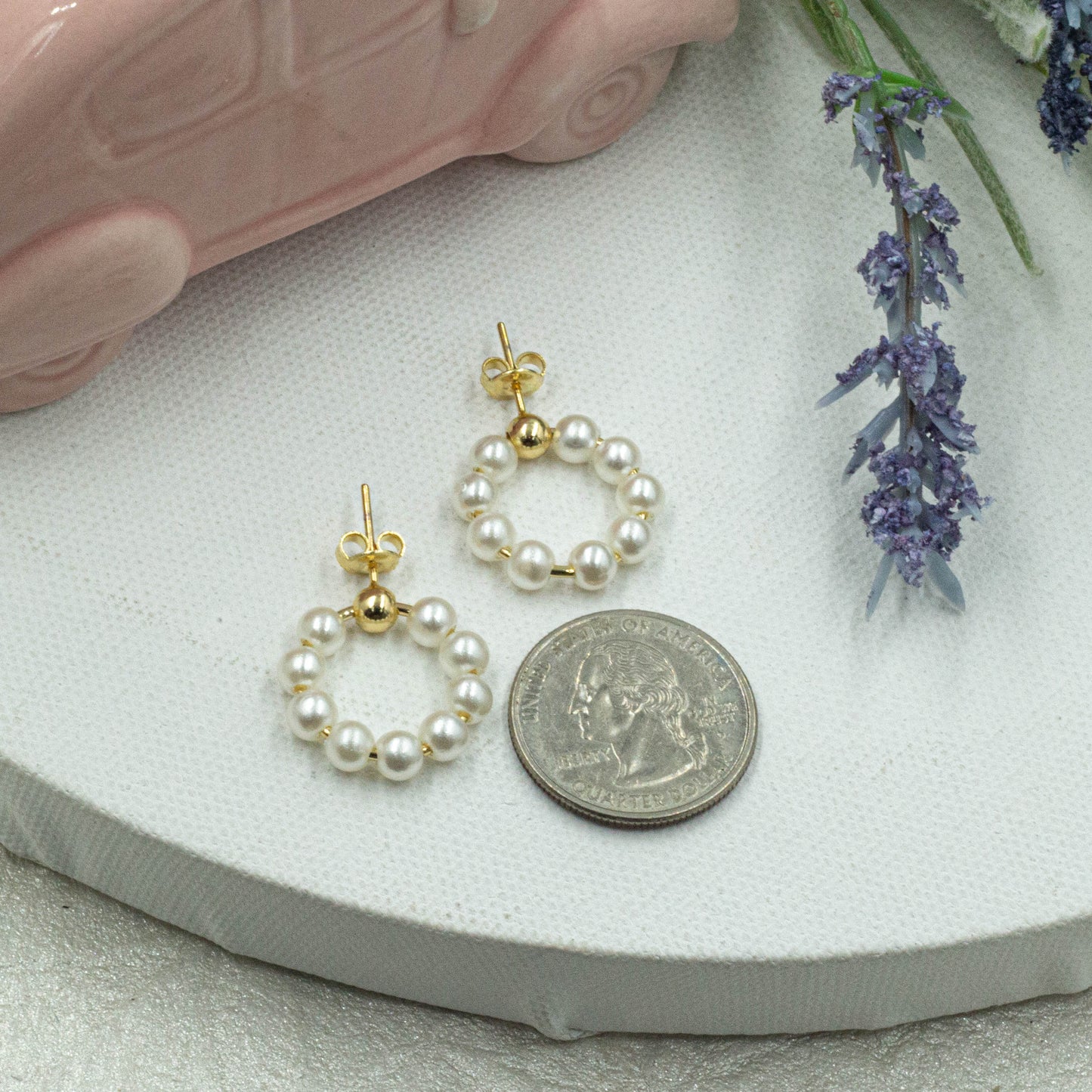 Pearl Circle Stud Earrings