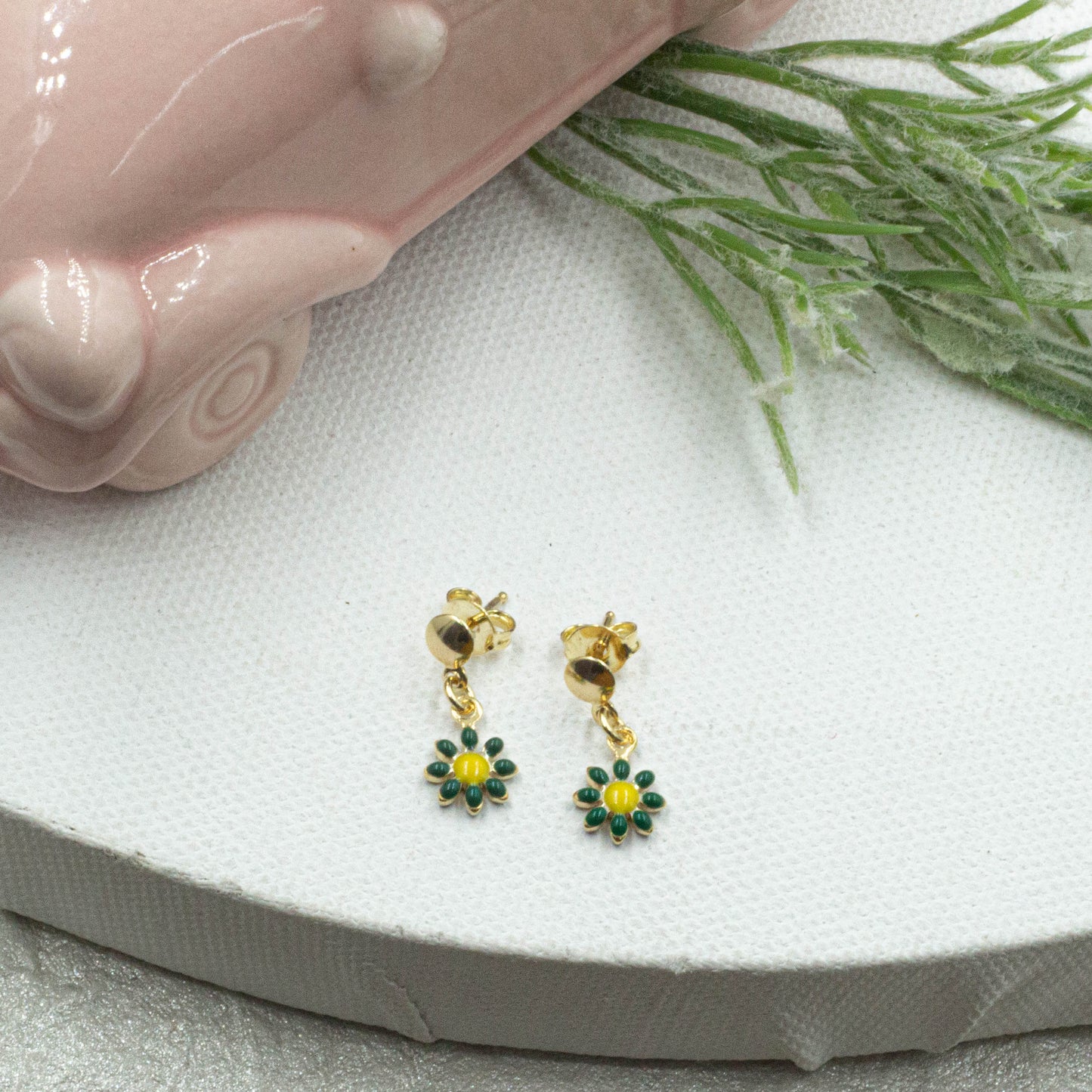 Dainty Daisy Flower Earrings