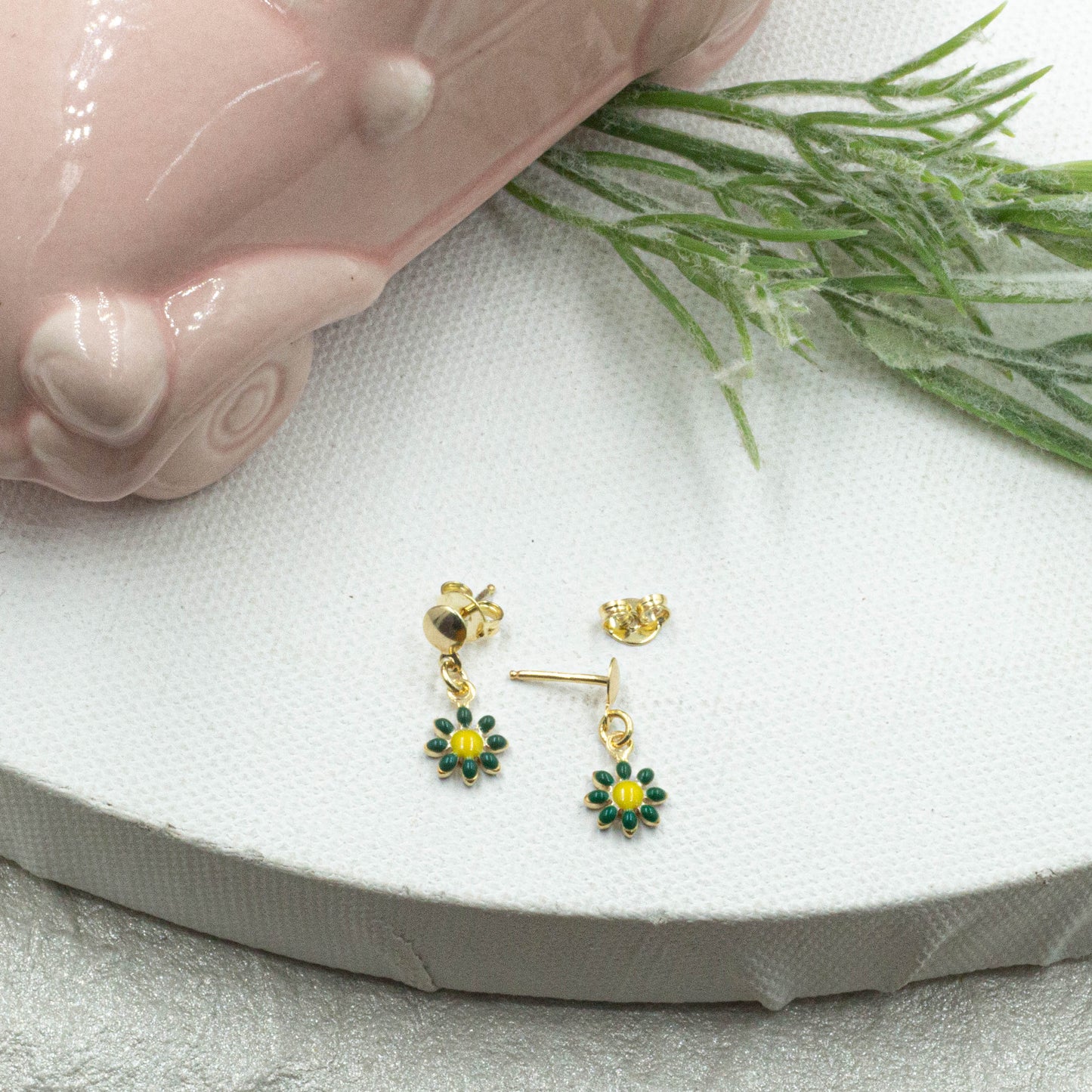 Dainty Daisy Flower Earrings