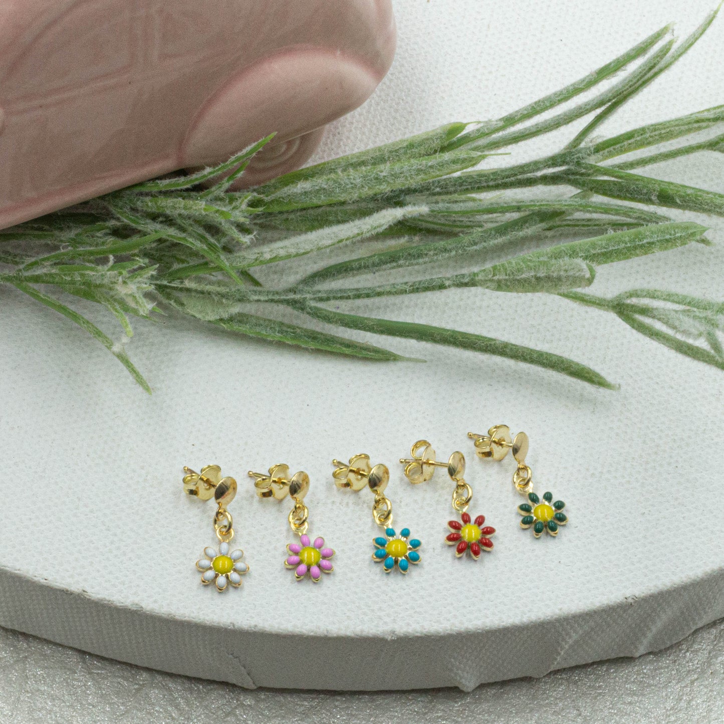 Dainty Daisy Flower Earrings