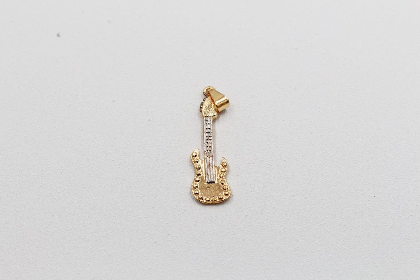 Electric Guitar Silver Strings Pendant