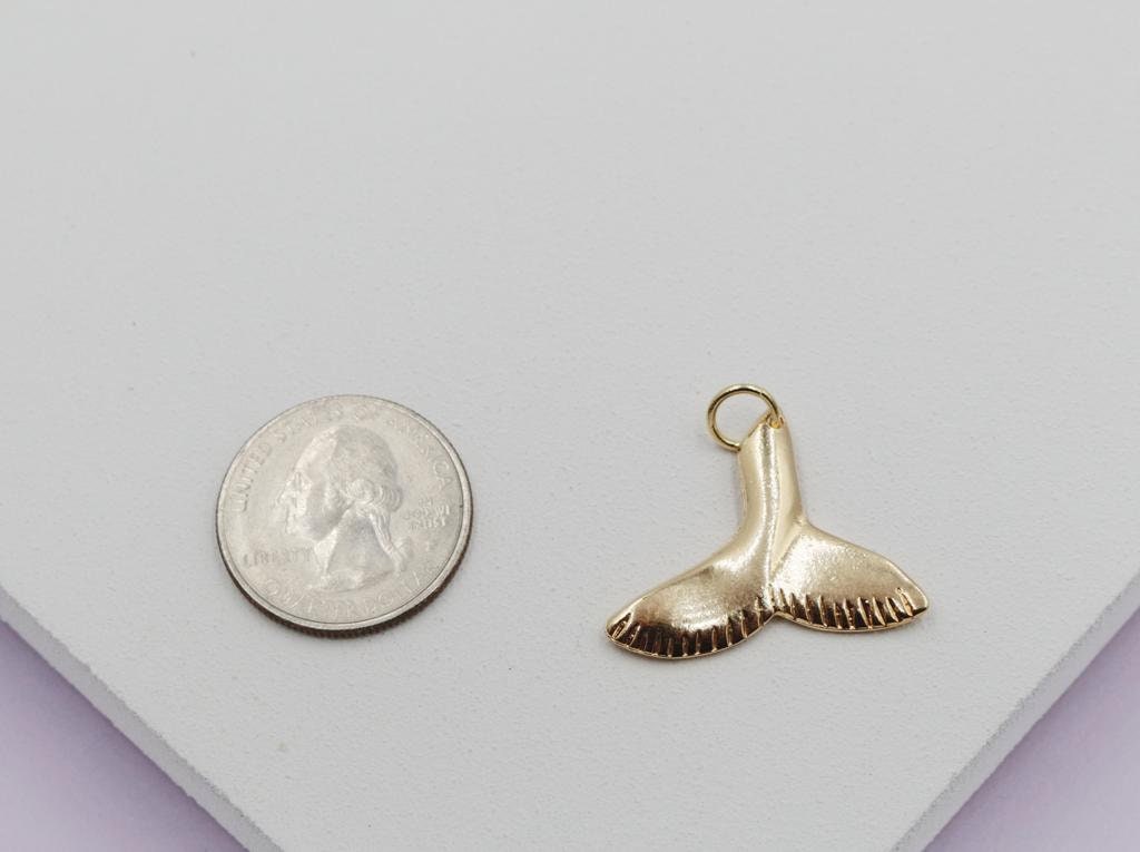 Detailed Fishtail Pendant