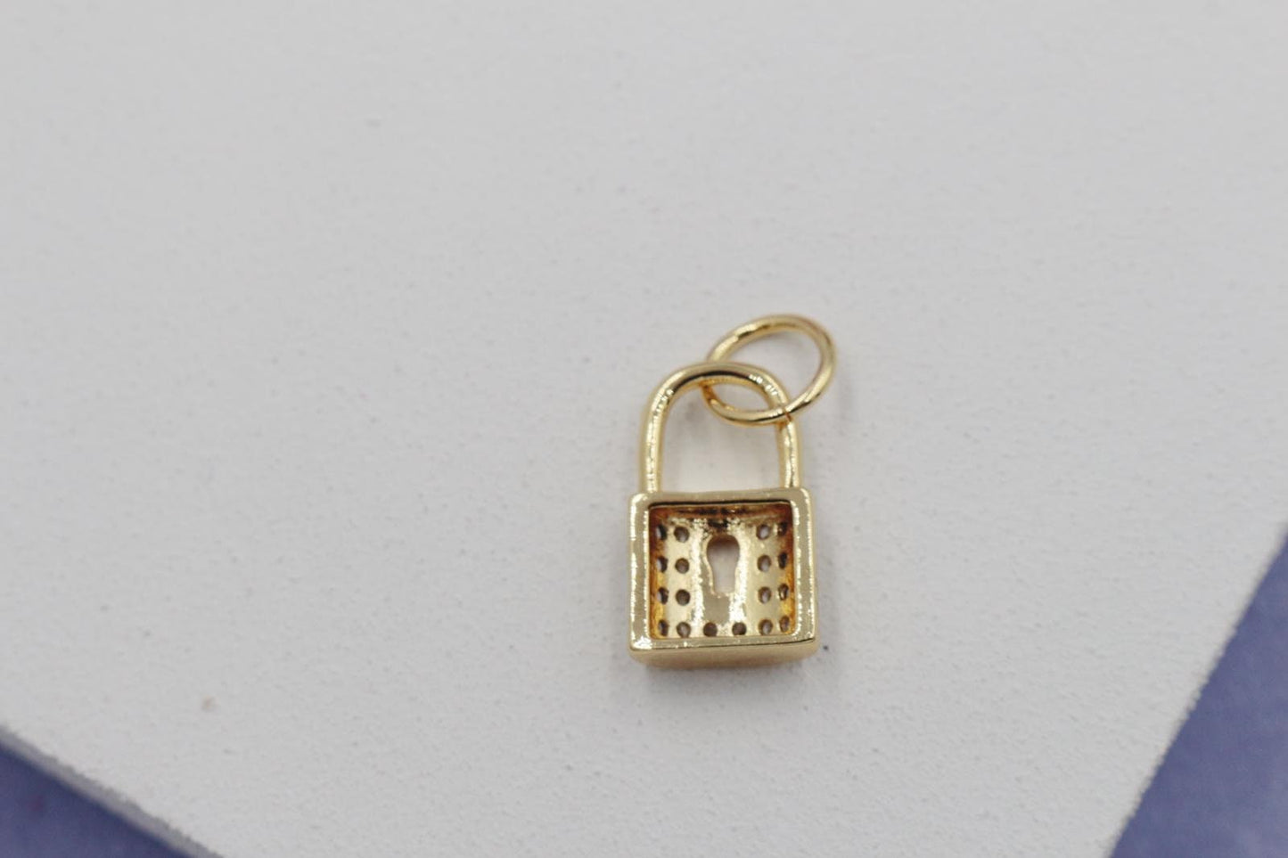 Lock with Key Hole & Intricate Details Pendant