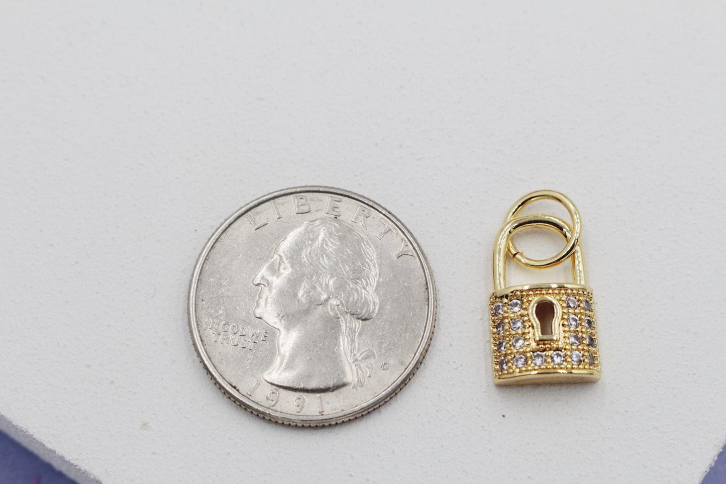 Lock with Key Hole & Intricate Details Pendant