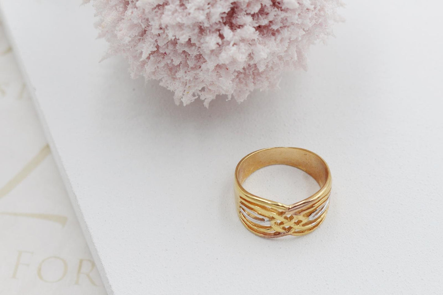 Three Tone Intertwined Bands Ring