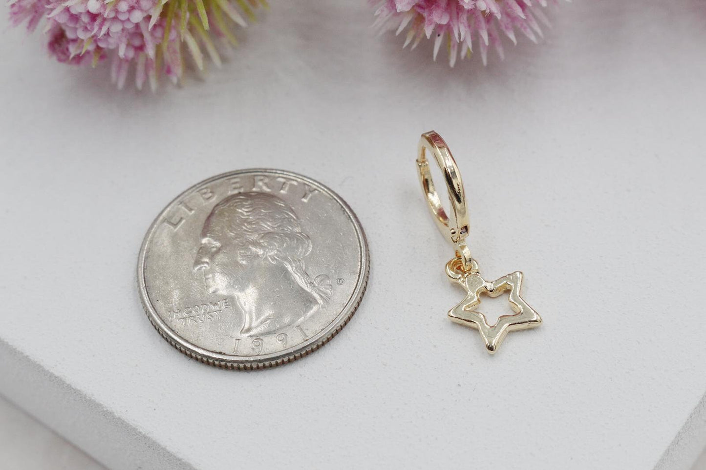 Open Bold Stars Huggies Earrings