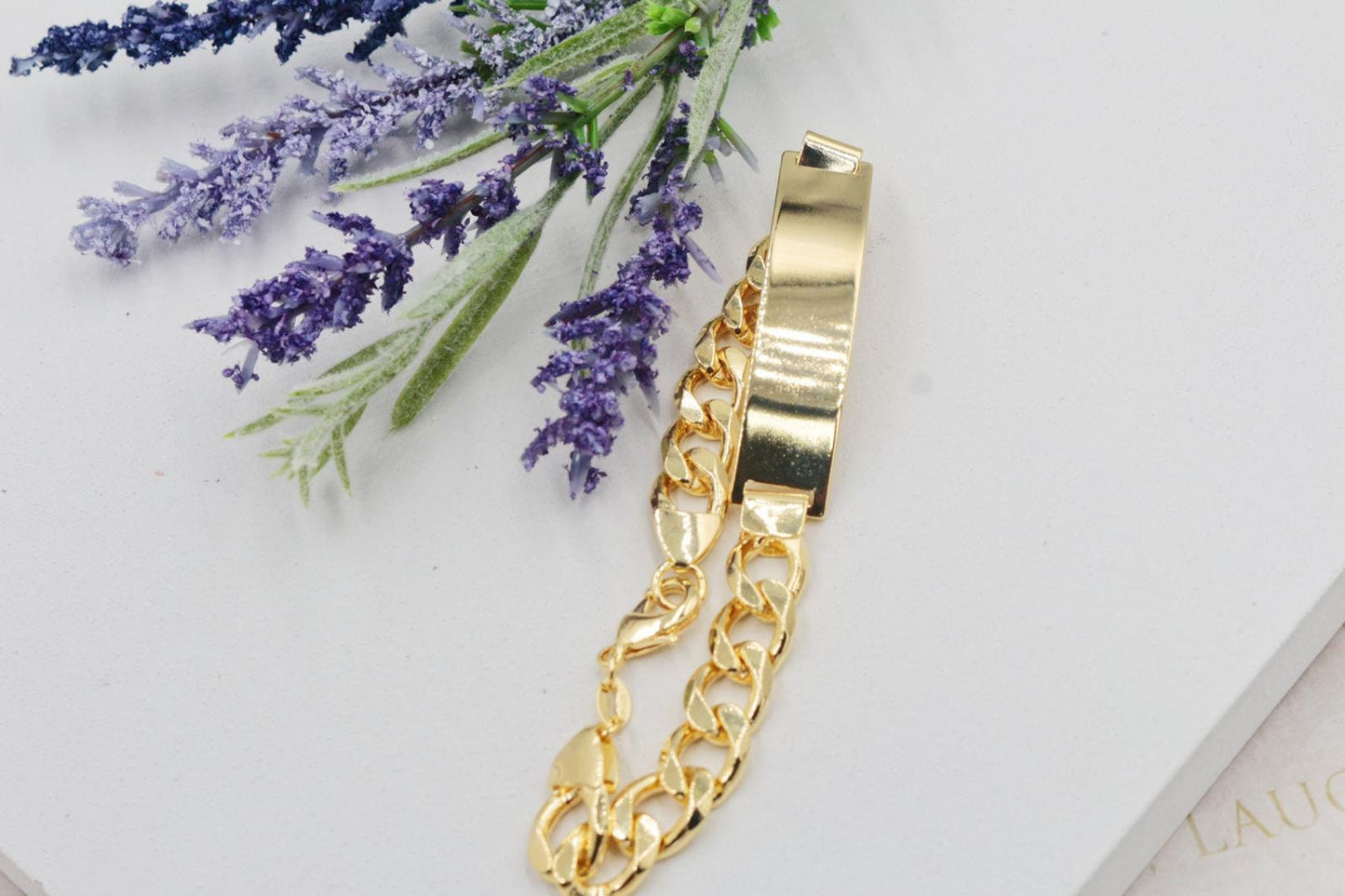 Cuban Link Chain Curved Plaque Bracelet