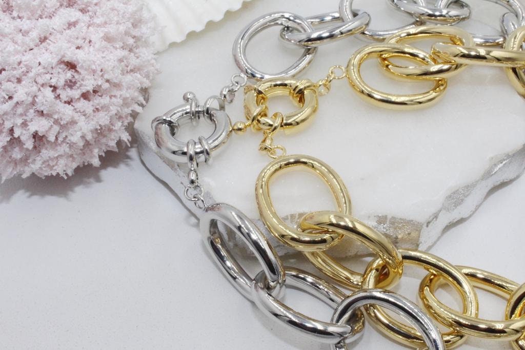 Chunky Oval Link Chain Necklace
