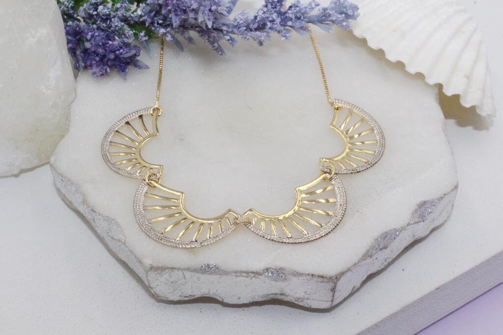 Trendy Golden Silver Set
