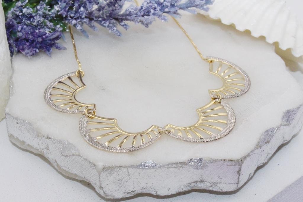 Trendy Golden Silver Set
