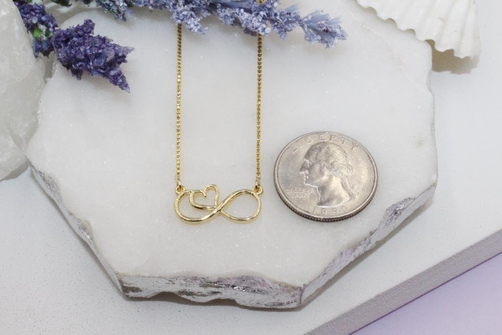 Heart Accent Infinity Sign Box Chain Necklace