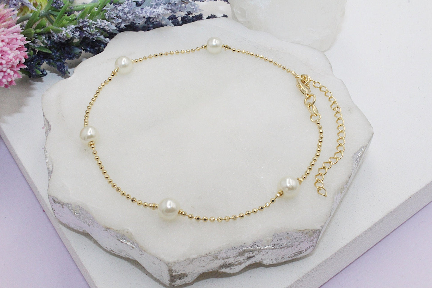 Faux Pearls Dainty BalL Chain Choker