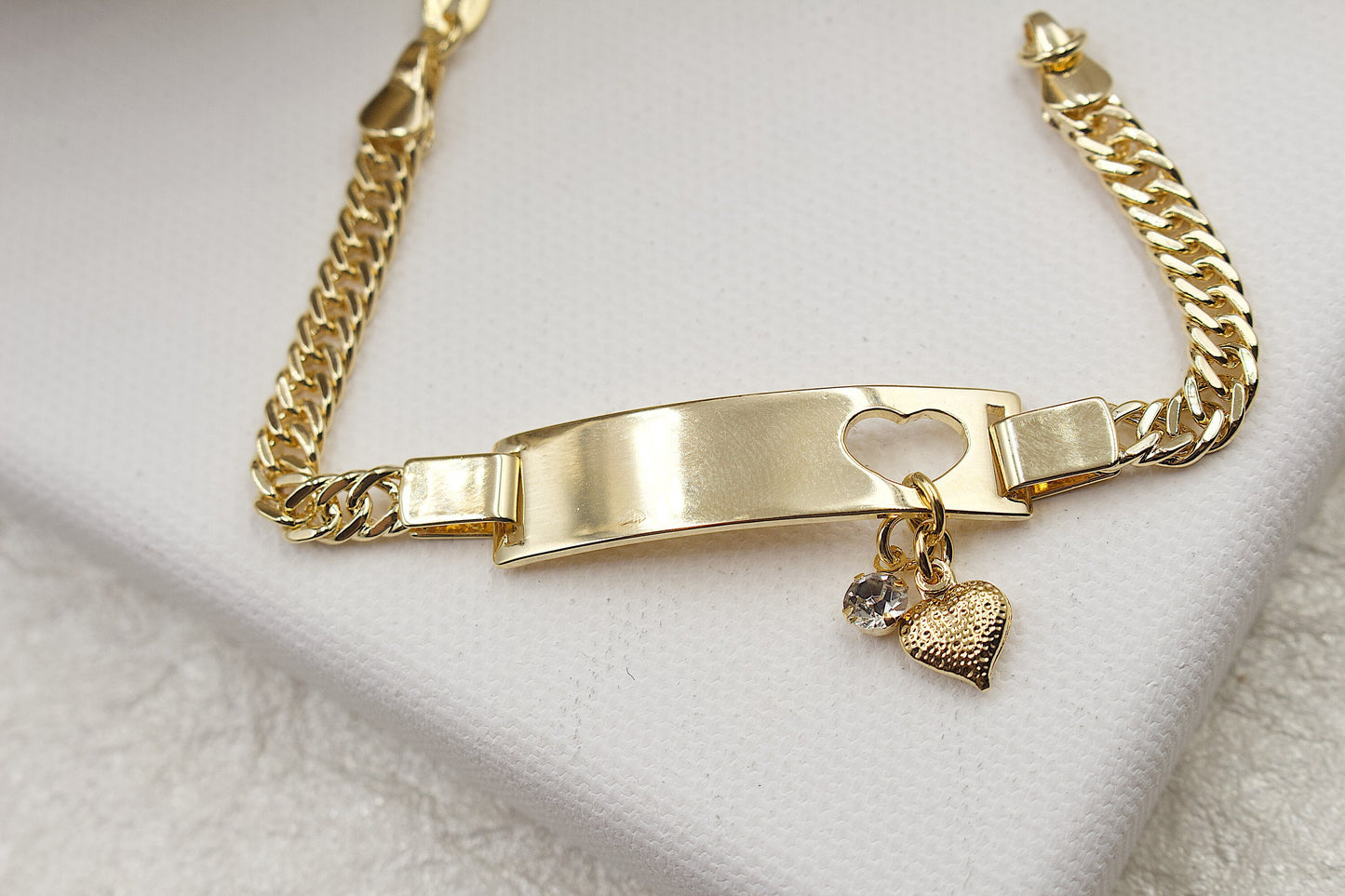 Heart Hanging With Shiny Stone Kids Bracelet
