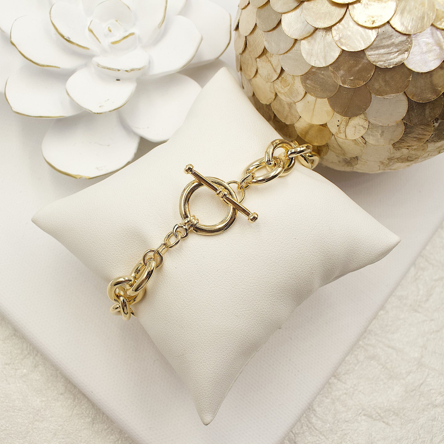 Oval Ring Chain Bracelet