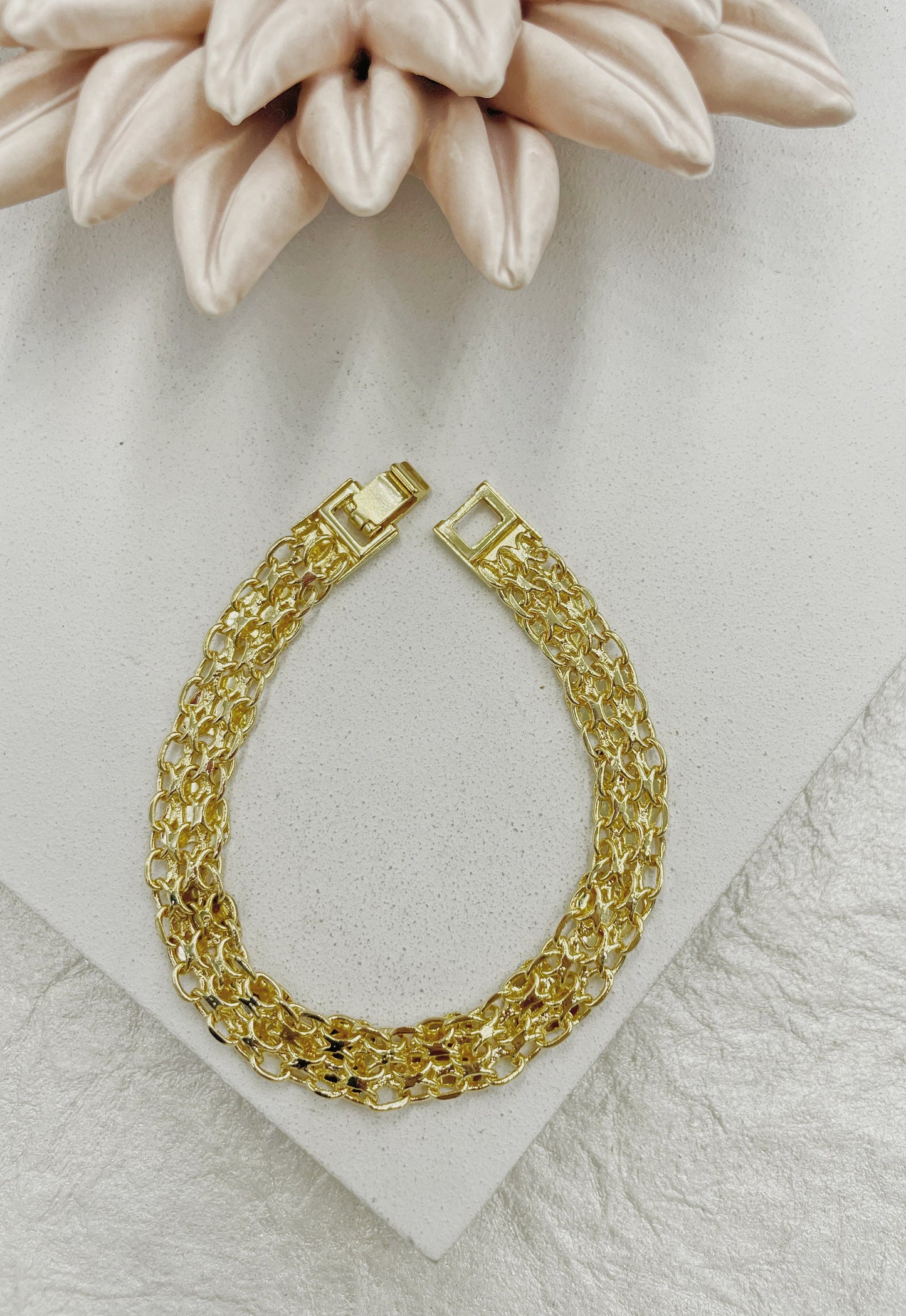 Diamond cut Heart Design Bracelet