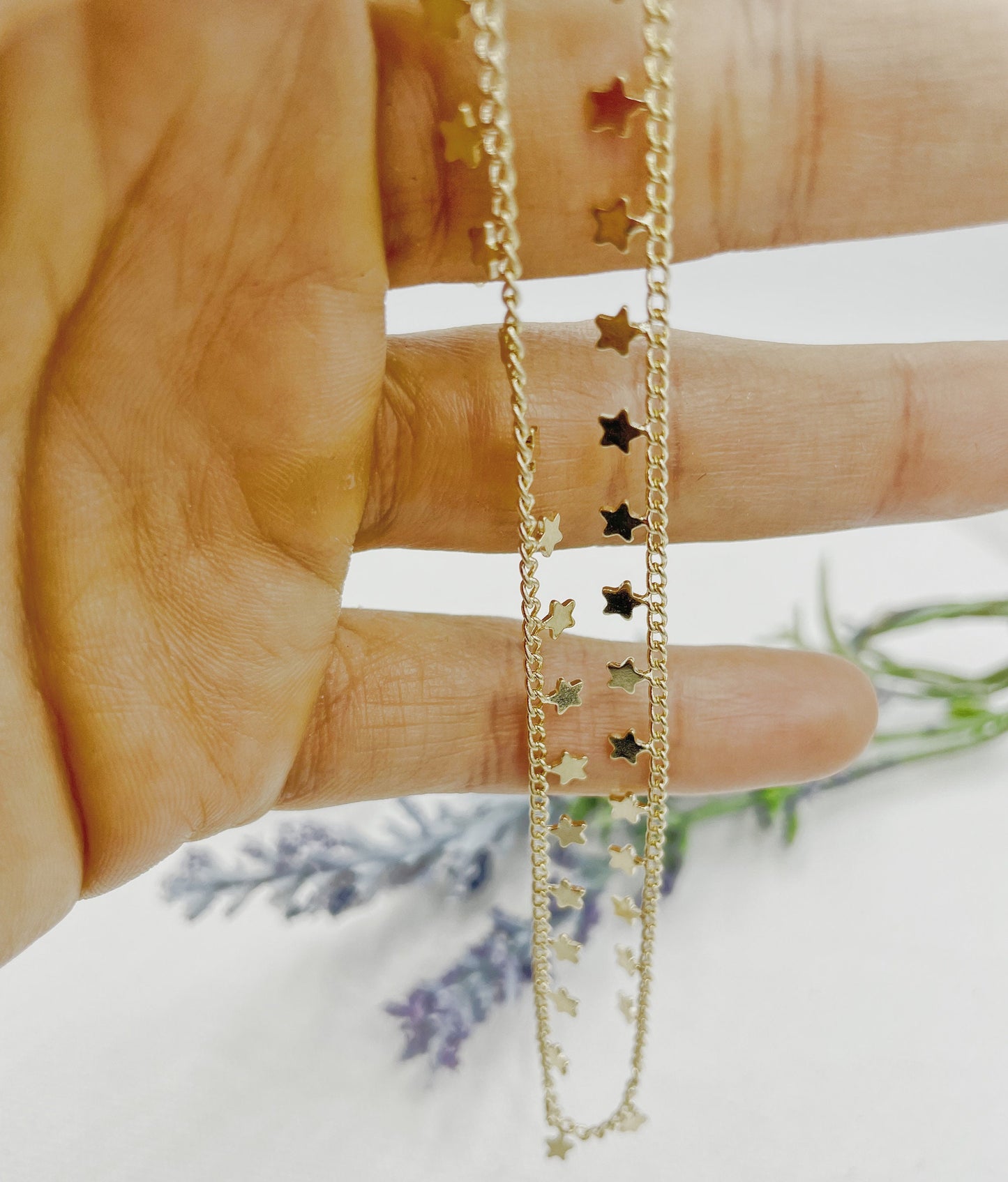 Hanging Little Stars Rolo Chain Choker