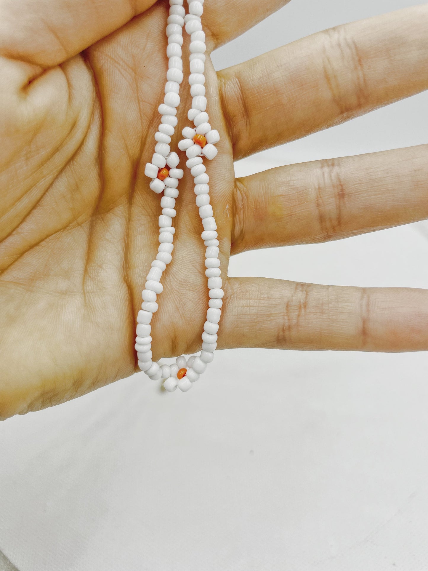 Missangas White Flowers Beach Necklace