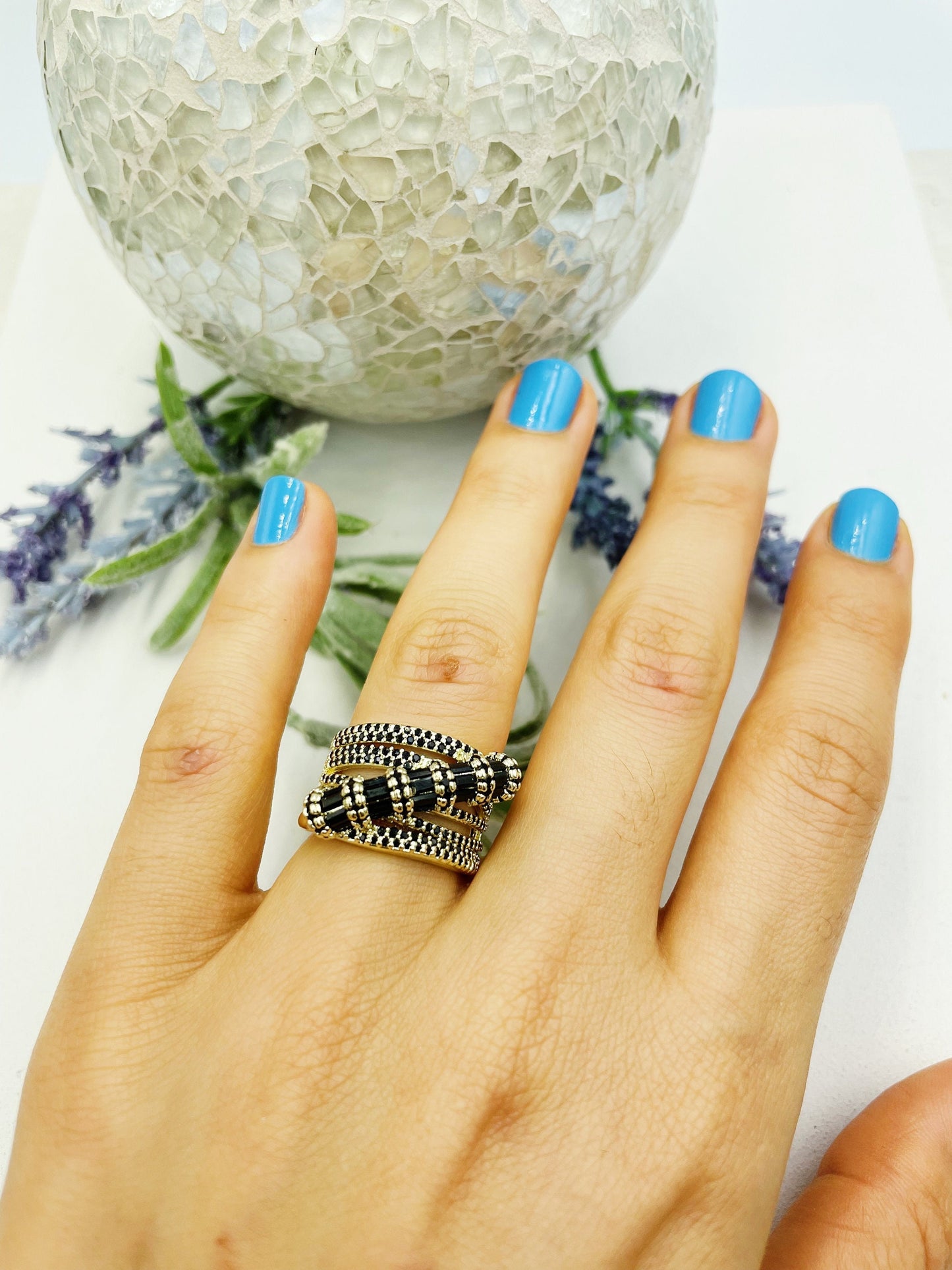 Black Design Zirconia Ring