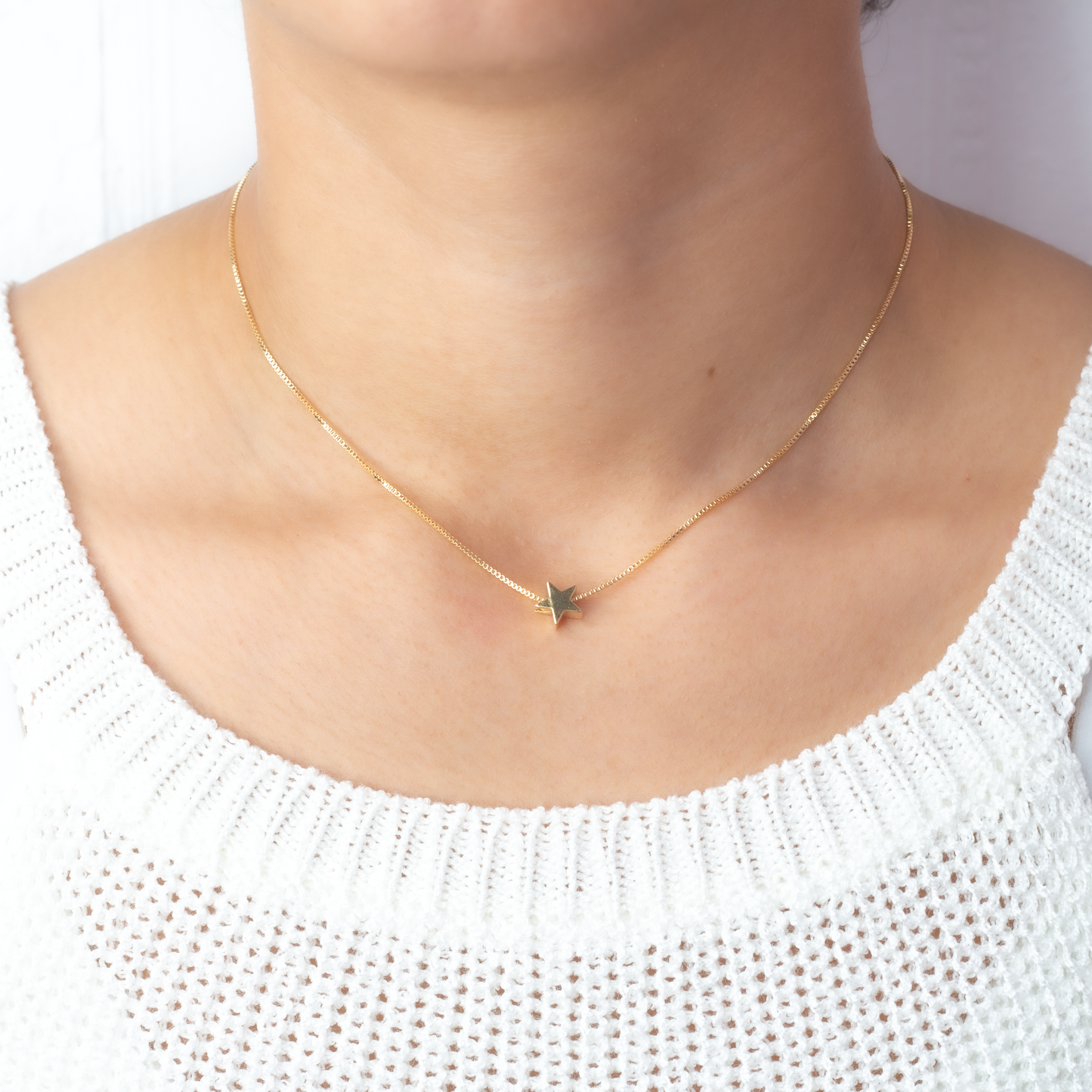 Solitarie Star Pendant Necklace