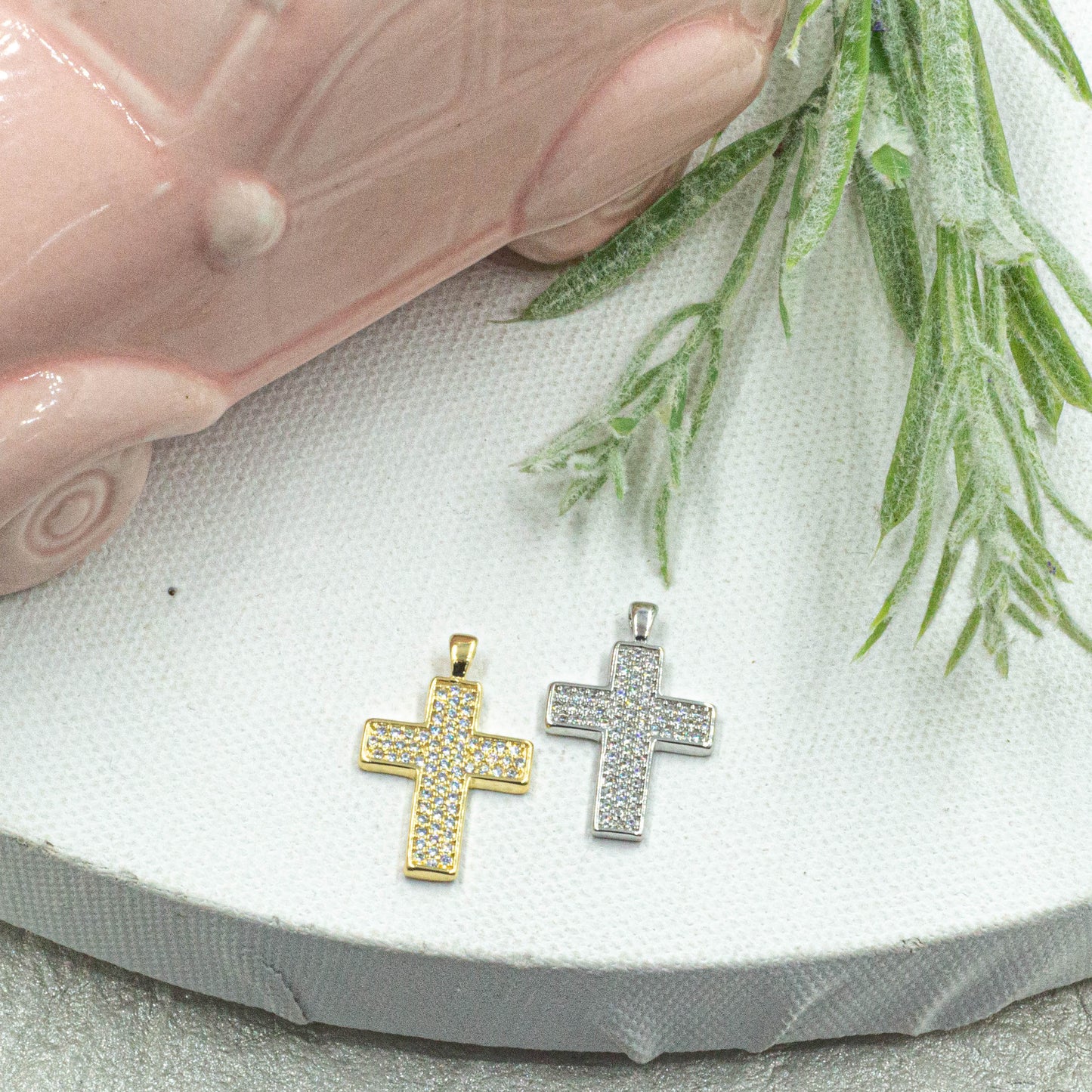 Micropave Chunky Cross Pendant