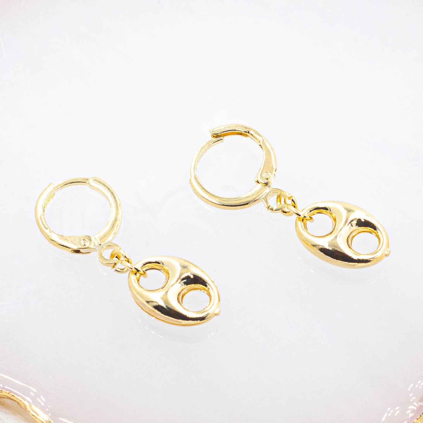 Mariner Puff Link Huggie Earrings