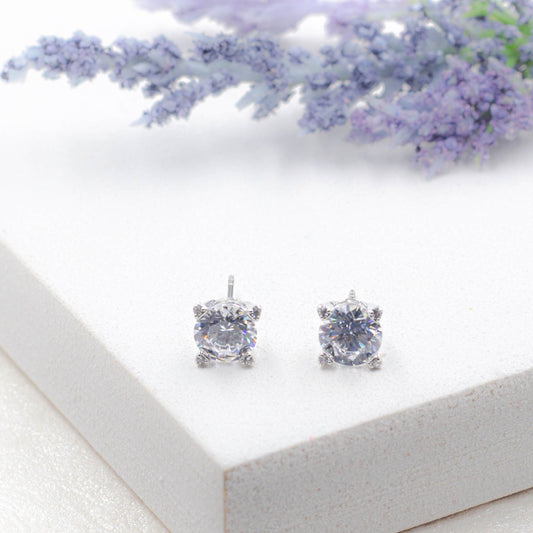 Tiny Round Cz Diamond Stud Earrings