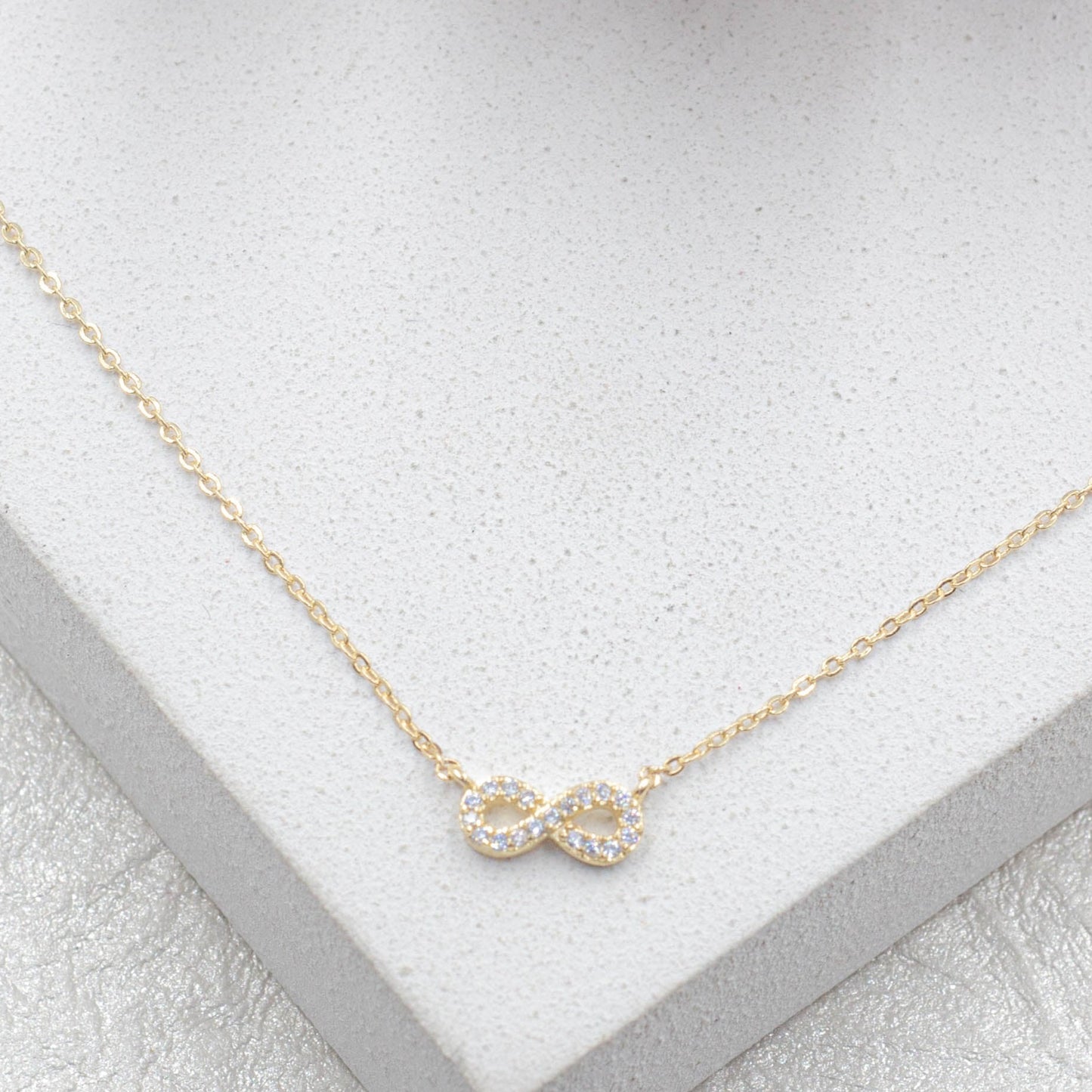 Dainty Infinity Necklace