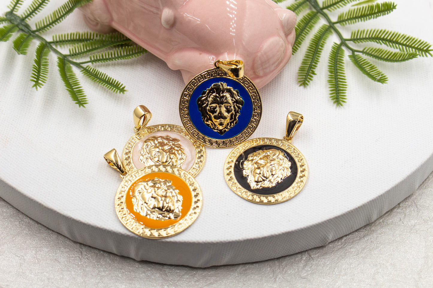 18k Gold Filled Lion Face Pendant - Different Colors Available