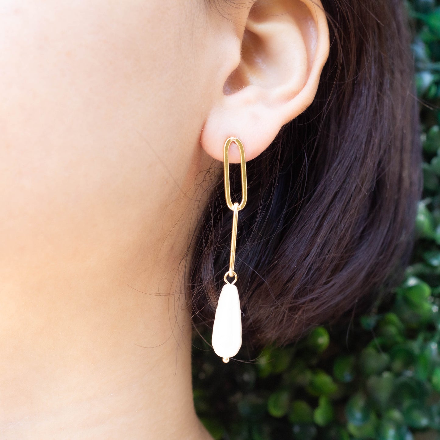 Paperclip Drop Pearl Earrings