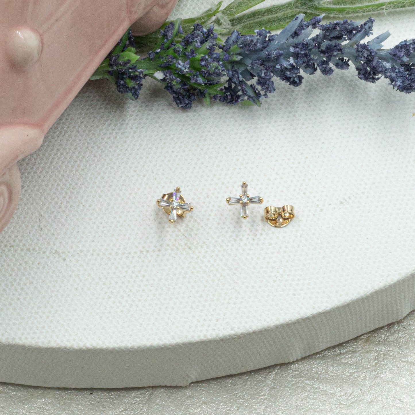 Dainty "Xo" Baguette Stud Earrings