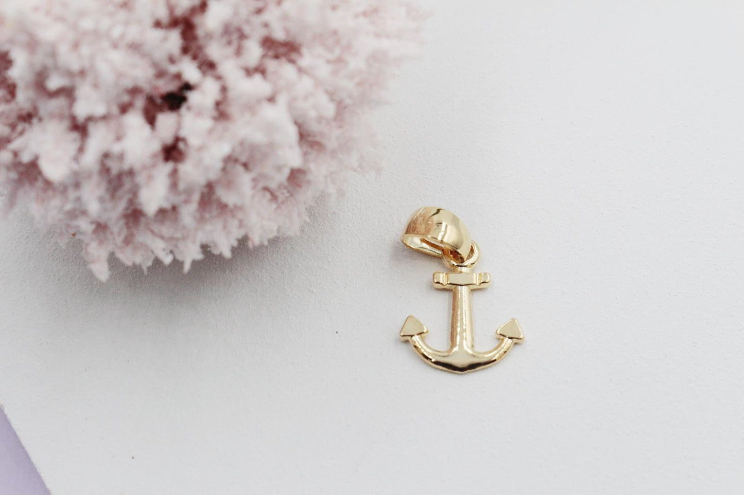 Dainty Anchor Pendant