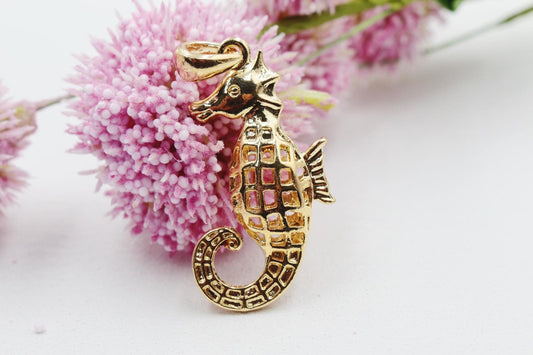 Seahorse Pendant