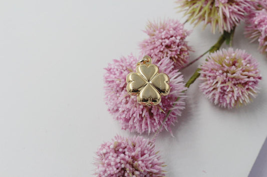 4 Leaf Clover Pendant Lucky Charm