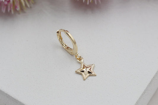 Solid Detailed Stars Huggies Earrings