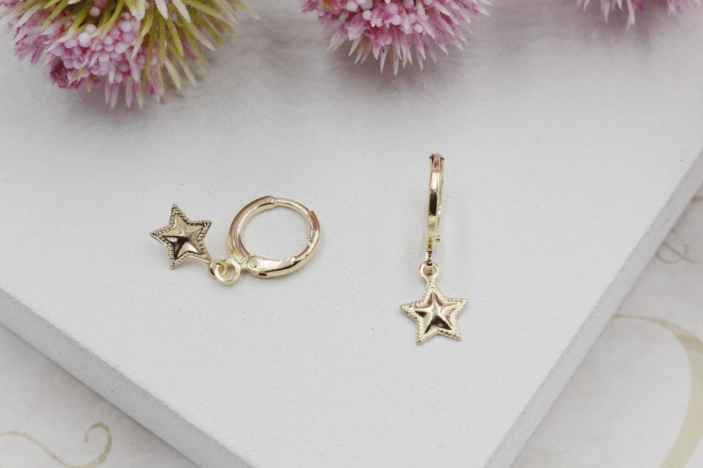 Solid Detailed Stars Huggies Earrings