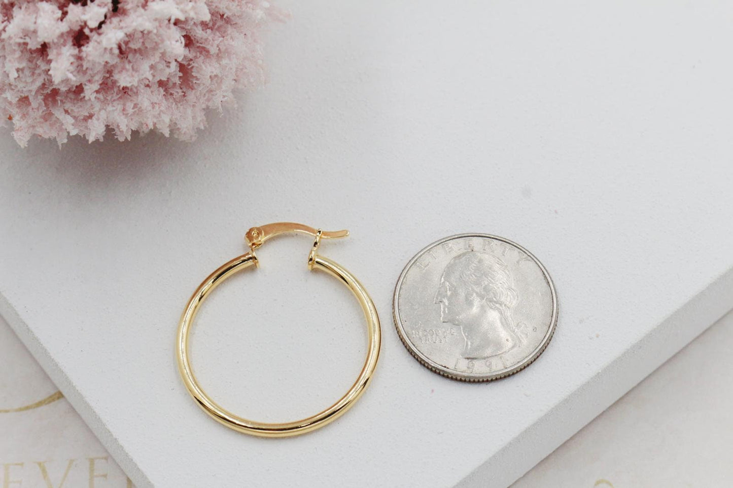 Slim Closed Hoops Earrings