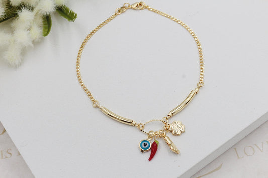 Detailed Chain Lucky Charm Pendant Anklet