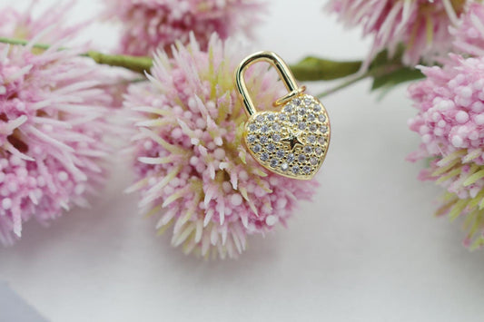 Heart Shaped Lock with Gold Star Center Detail Pendant