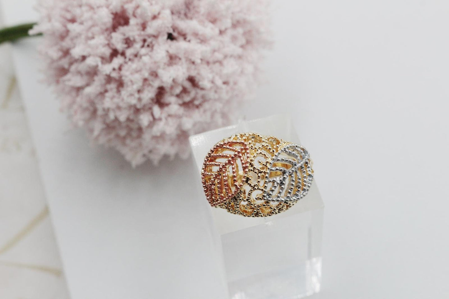 Three Tone Dotted Leaf Work Ring