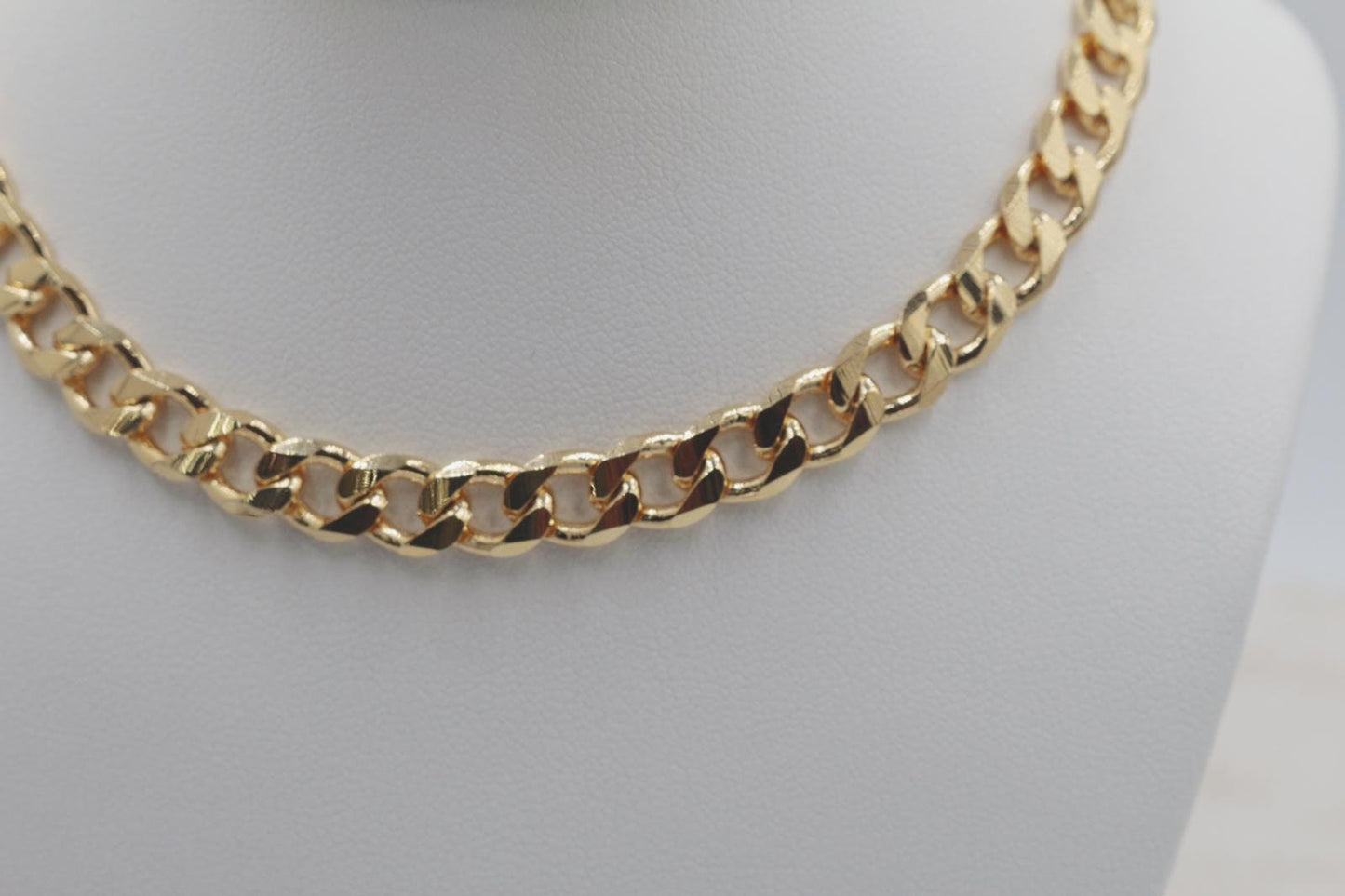 Flat Cuban Link Chain Choker 7mm