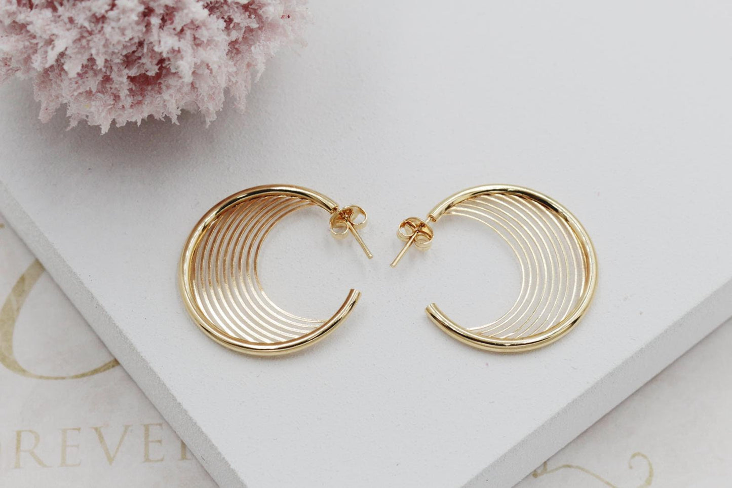 Dainty Detailed Open Hoops