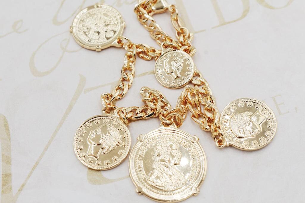 Coin Medallion Pendants Bracelet