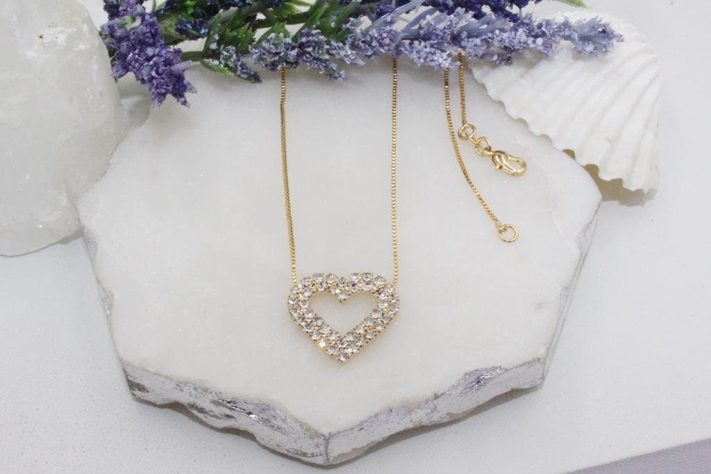 Dainty Cubic Zirconia Heart Box Chain Necklace