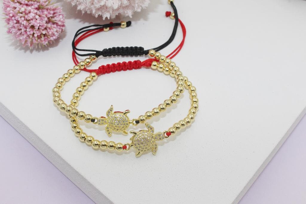 Beaded Bracelet with Cubic Zirconia Turtle Pendant