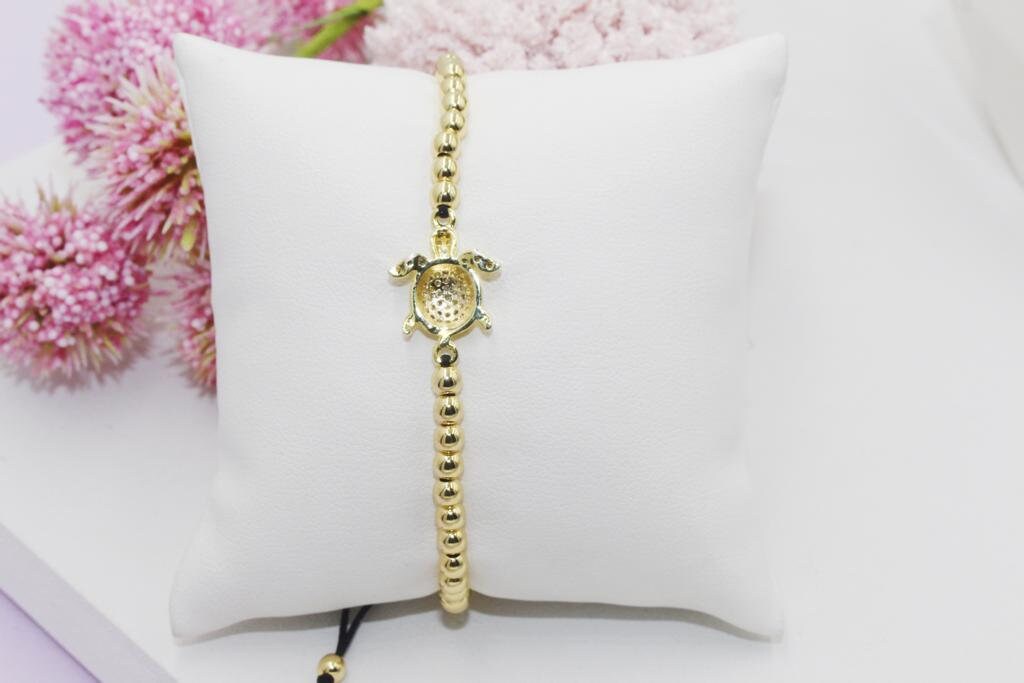 Beaded Bracelet with Cubic Zirconia Turtle Pendant