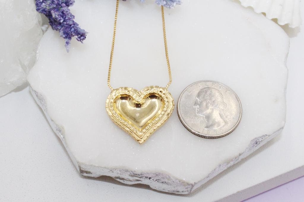 Traced Golden Heart Box Chain Necklace